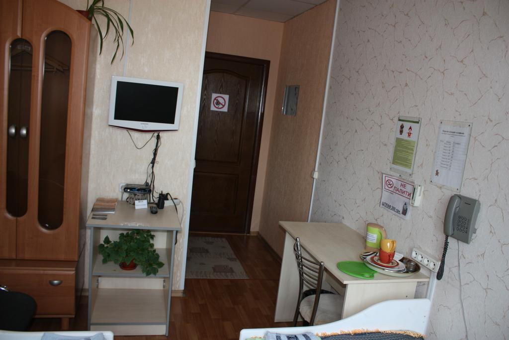 Motel Pid Strihoyu Kremenchuk Room photo