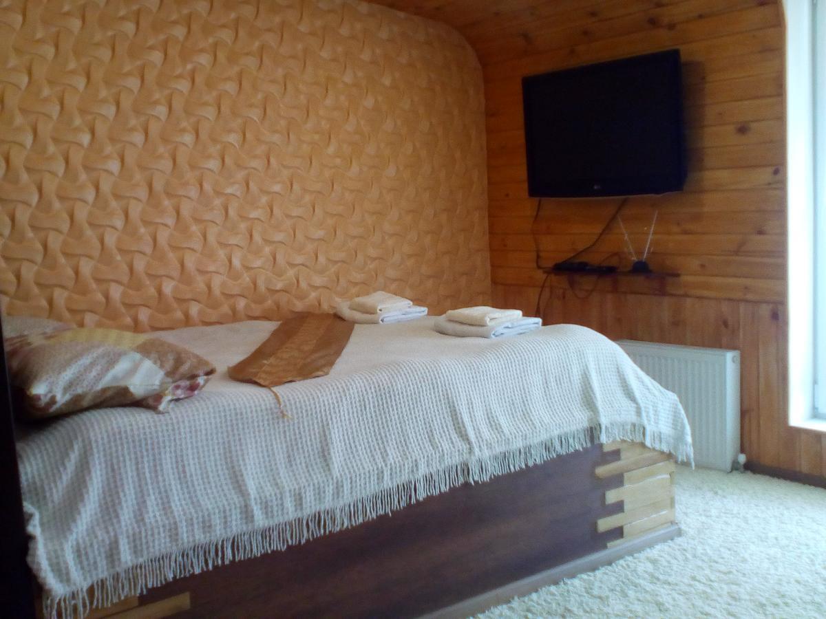 Motel Pid Strihoyu Kremenchuk Exterior photo